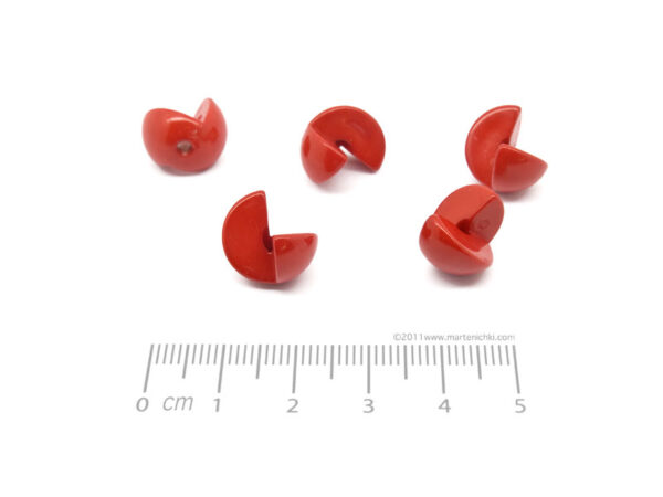 1/2 част от червено топче с d=13mm, отвор 2mm - 25g ≈ 41 бр.