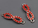 Безкрайност с червени камъни 26x7mm, халки 1.5mm - 50 бр.