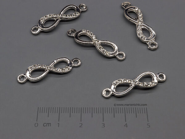 Безкрайност с камъни 2 халки 30.5x8mm, халки 2.5mm - 50 бр.