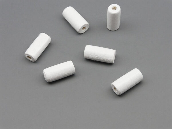 Цилиндър бял d=7mm, височина 15mm, отвор 2.5mm - 25g ≈ 87 бр.