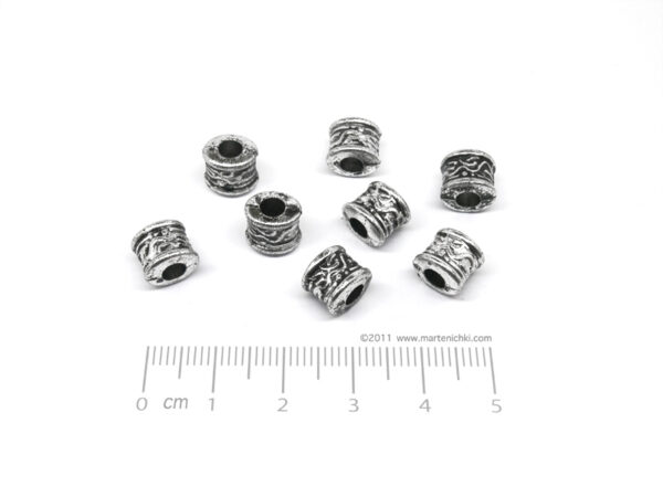 Цилиндър сплескан 9x8mm, отвор 4mm - 50g ≈ 115 бр.