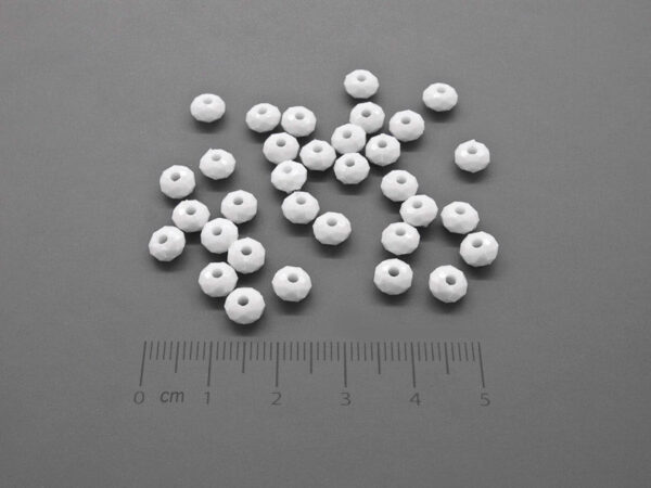 Цилиндър сплескан бял 6x4mm, отвор 1.5mm - 500g ≈ 6800 бр.