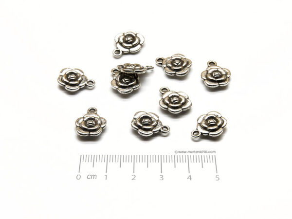 Цвете 16х12х3.5mm, халка 2mm - 10бр.