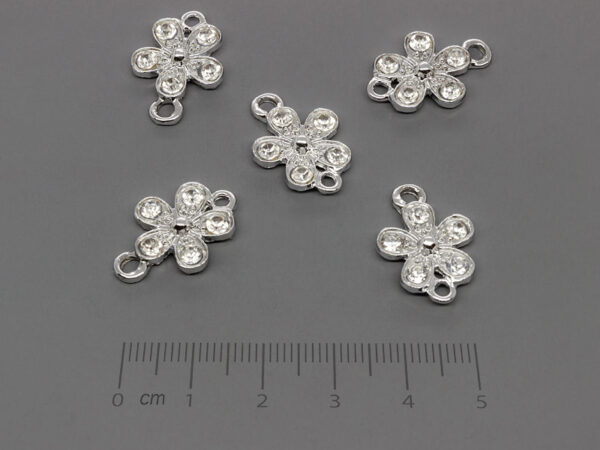 Цвете 21x14.5mm, отвор халки 2mm - 5 бр.