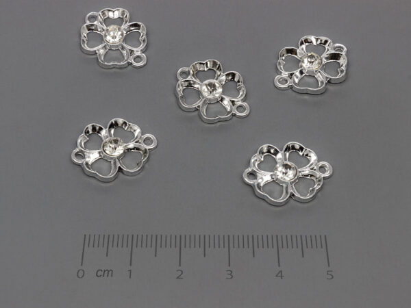 Детелина 19x14mm, отвор халки 1.8mm - 50 бр.