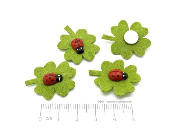 Детелина с калинка 25х30mm - 10бр.