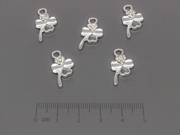 Детелина с камъни 21x11.5mm, отвор халка 2.7mm - 5 бр.