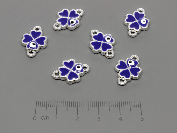 Детелина със синьо око с две халки 18.5x12.5x2.5mm, отвор халки 1.5mm - 200 бр.