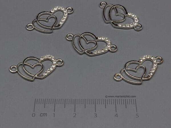 Двойно сърце с бели камъни 27x14mm, халки 2mm - 50 бр.