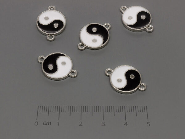 Инг Янг 21x14.5mm, отвор халки 1.7mm - 50 бр.