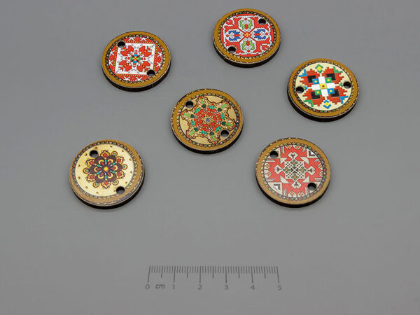Кръг с шевици, d=26.5mm, дебелина 3mm, отвори 3mm - 100 бр.