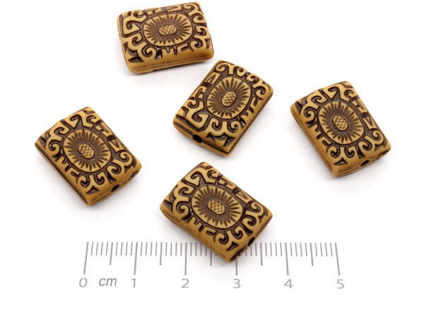 Мънисто 18.5x14x7mm, отвор 2mm - 50g ≈ 30 бр.