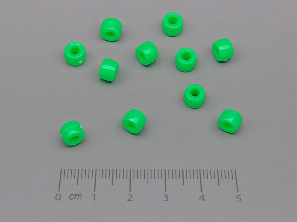 Мънисто зелено d=6.5mm, височина 4.6mm,  отвор 2.9mm - 50g ≈ 474 бр.