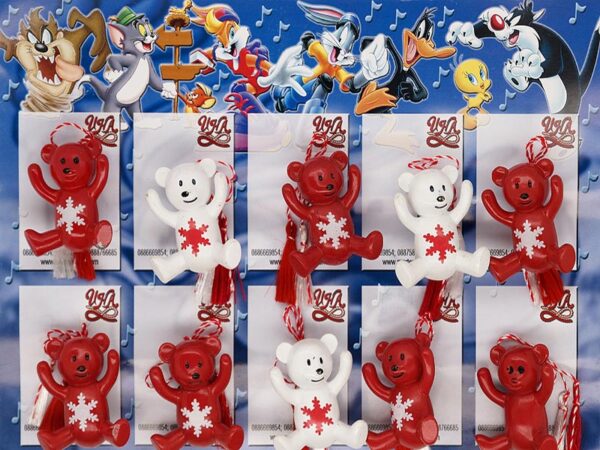 Мече със снежинка