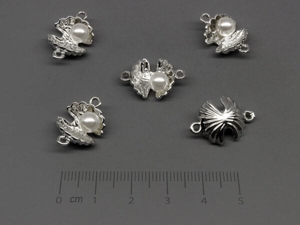 Мида с перла 19x13x6.5mm, отвор халки 1.5mm - 10 бр.