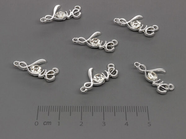 Надпис Love с 2 халки 22x11.5mm, отвор халки 1.2mm - 5 бр.
