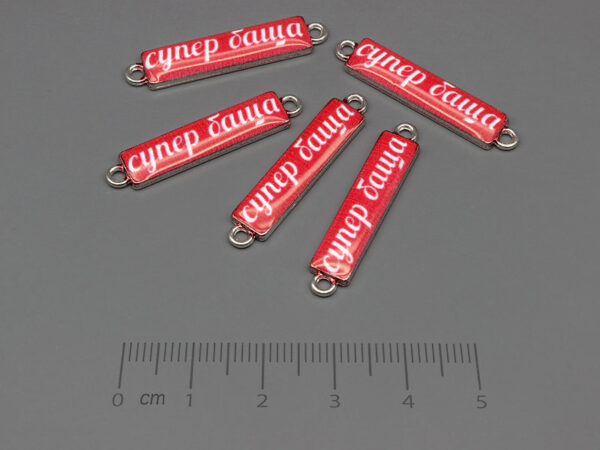 Плочка червена тънка супер баща 30.5x6.3mm, отвор халки 1.7mm - 100 бр.
