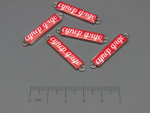 Плочка червена тънка супер дядо 30.5x6.3mm, отвор халки 1.7mm - 100 бр.