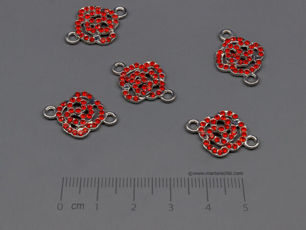 Роза с червени камъни 21x15mm, халки 2mm - 50 бр.