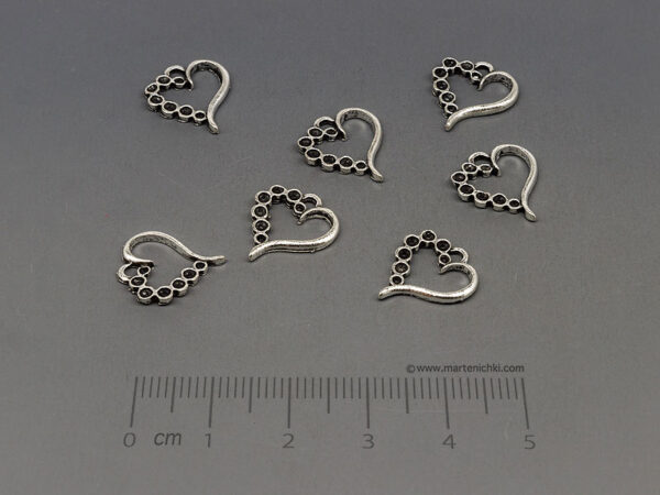 Сърце - 14x12mm, отвор халкa 1.5mm - 20бр.