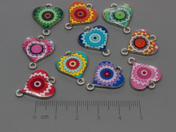 Сърце цветно 20x16mm, отвор халки 1.8mm - 10 бр.