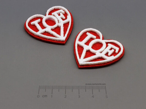 Сърце Love - 40x38mm - 100бр.