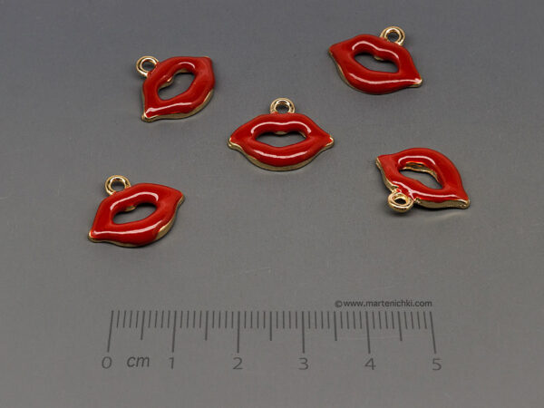 Усмивка 17x14mm, отвор халка 2mm - 5бр.