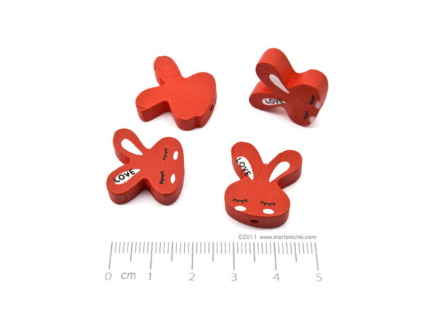 Заек глава - червен 19х21х6mm, отвор 1.5mm - 10бр.