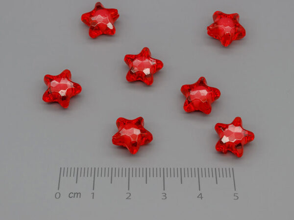 Звезда червена 11.5x11x7mm, отвор 2.4mm - 25g ≈ 72 бр.